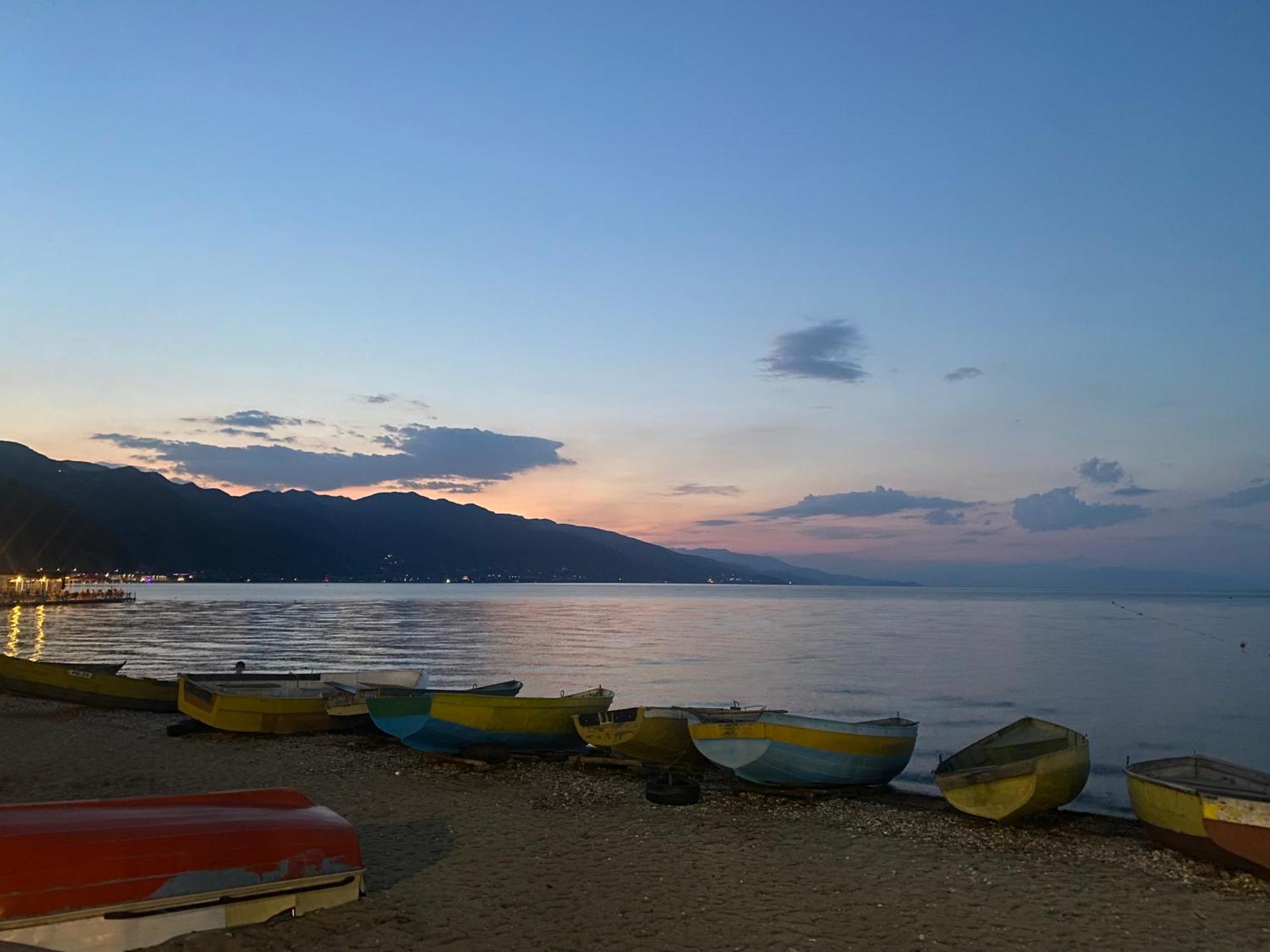 British Hotel Pogradec Kültér fotó